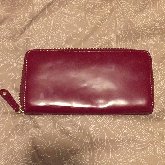 PATENT COACH WALLET - Picture 2 of 3